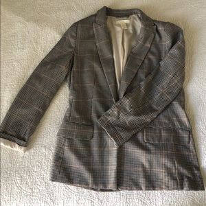 Trendy blazer